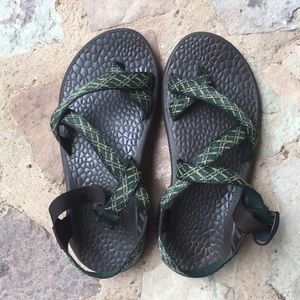 Men’s Chacos Size 9